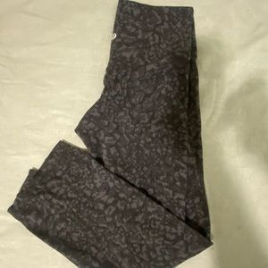 Lululemon Black Leopard/ Camo Size 8
